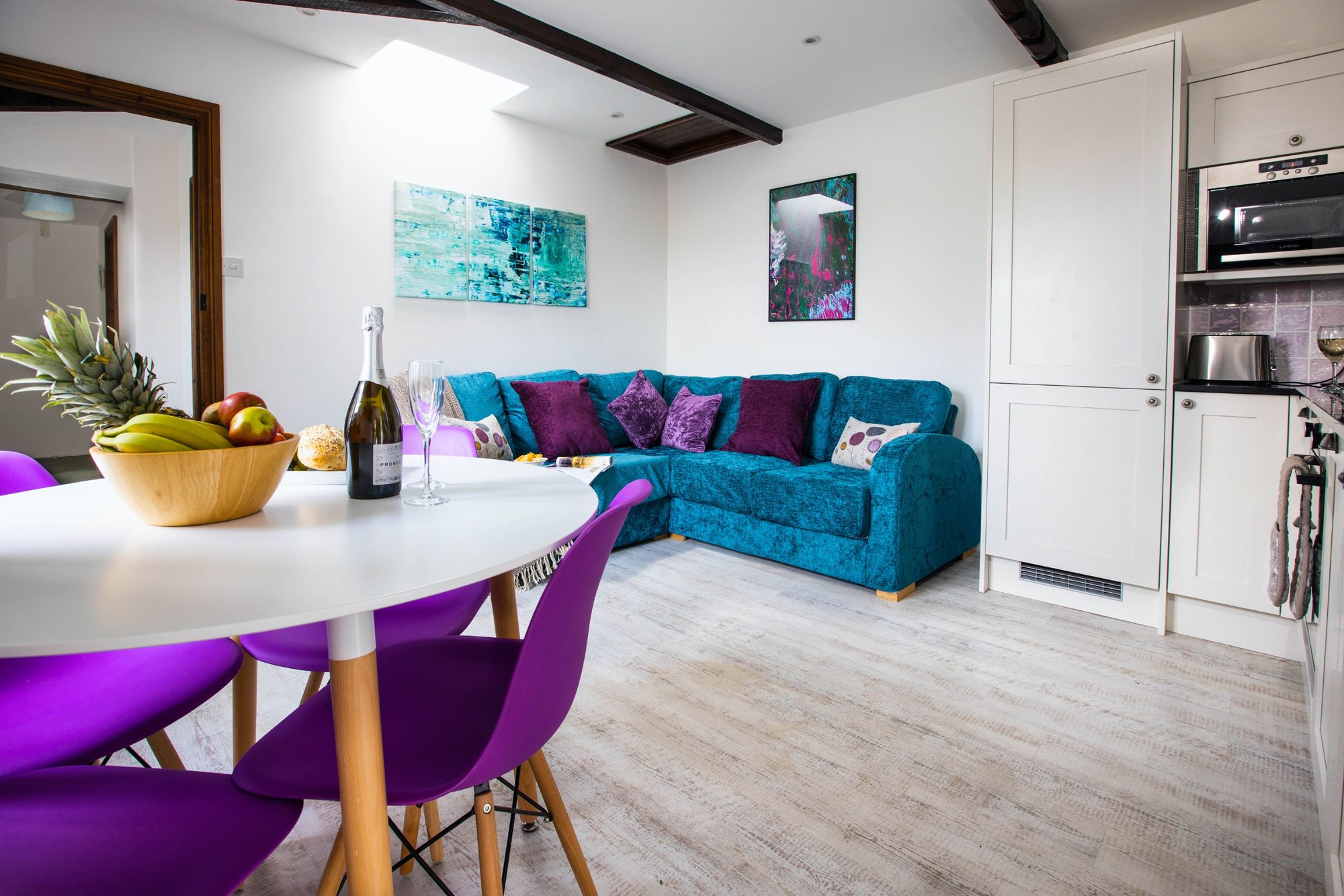 Lavender Cottage lounge