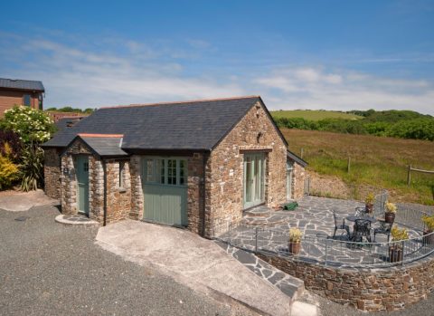 The Stables, Holiday Cottage with Pool Bude, North Cornwall