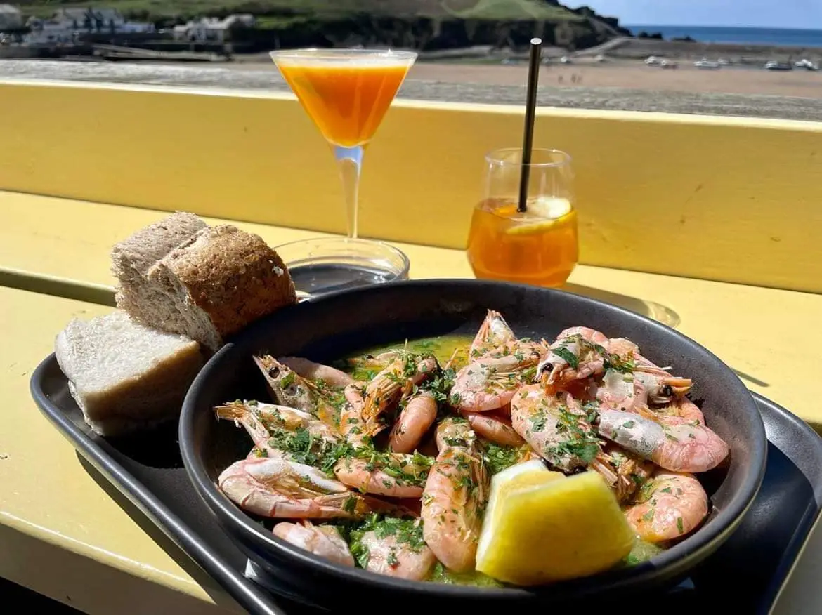 Lifes a Beach - Sea View